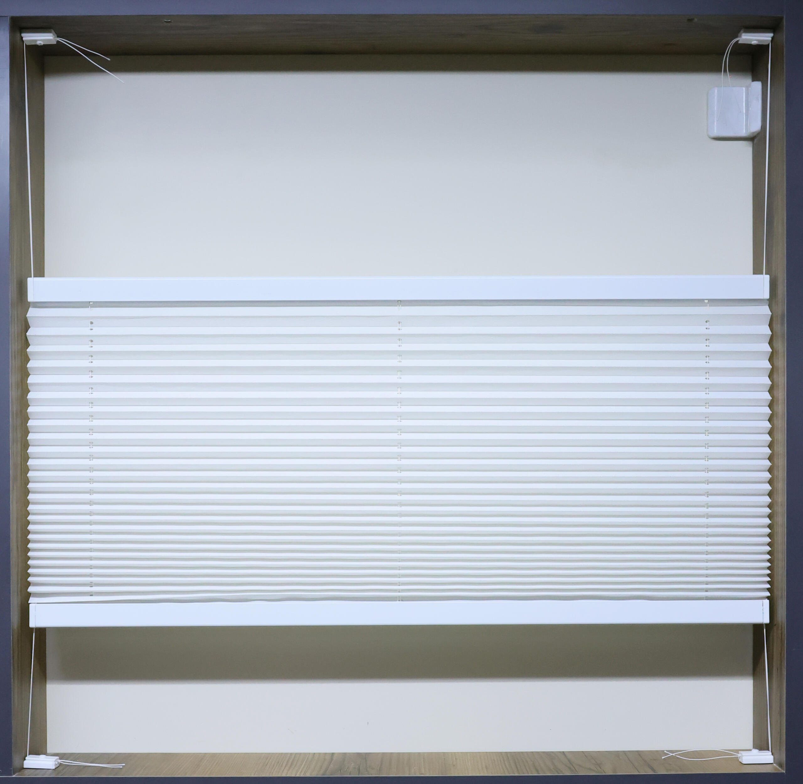 Beyaz Plise Katlanır Cam Balkon Perdesi – Ofis Perdesi – Mutfak Perdesi – Salon Perdesi - Görsel 2